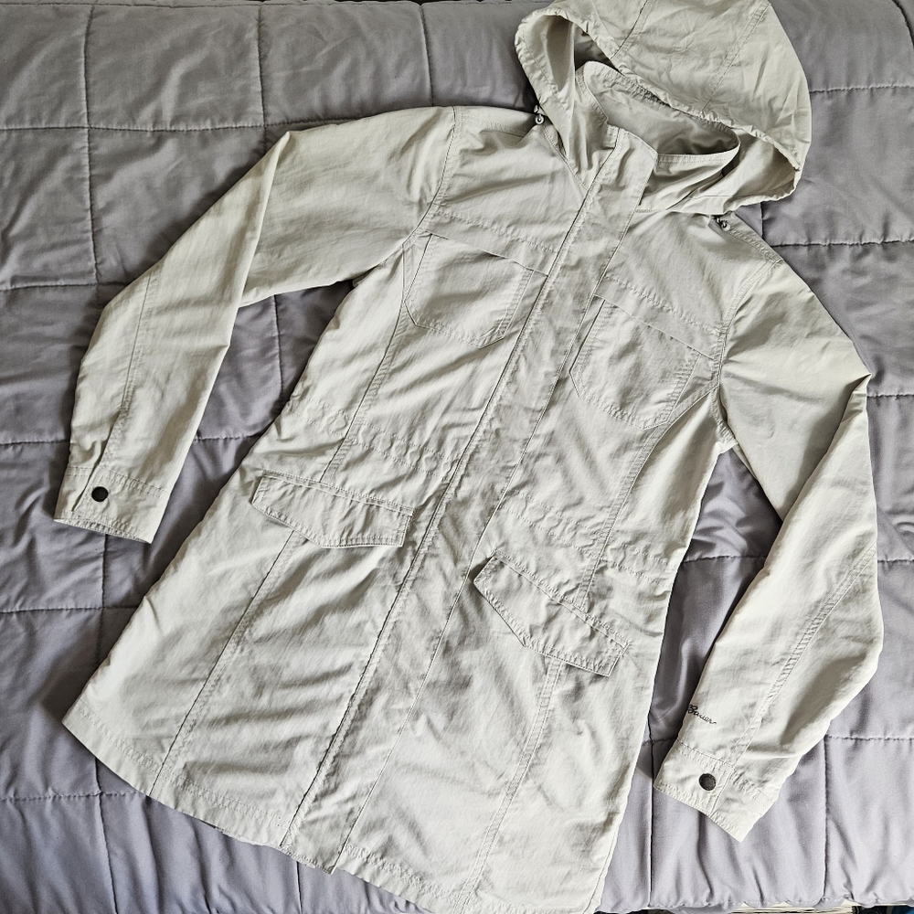 Eddie Bauer Ivory Tan Cream Lightweight Nylon Thigh/Knee-Length Zip Jacket